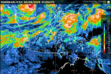 Prakiraan cuaca Indonesia 30 Agustus 2025, sejumlah kota besar diprediksi hujan ringan hingga sedang, bahkan berpotensi petir di beberapa wilayah.
