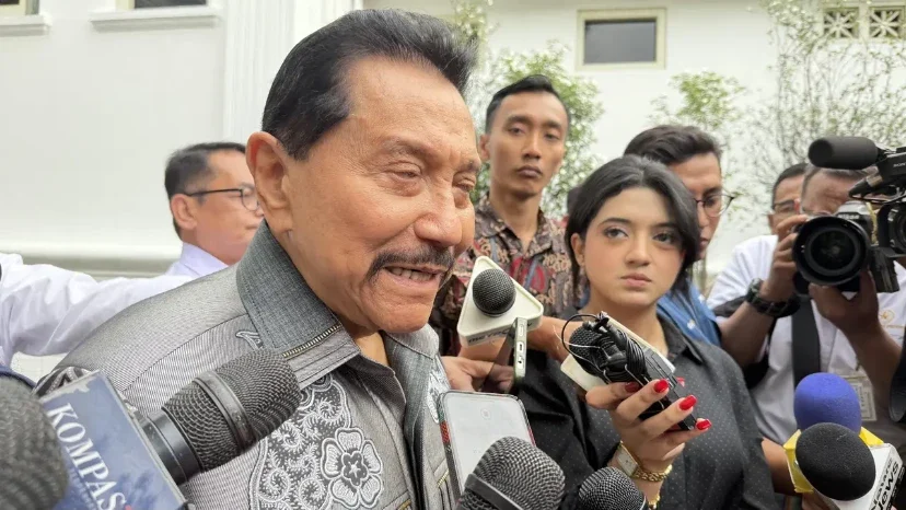 Eks Kepala BIN AM Hendropriyono menilai ada dalang asing di balik kericuhan demonstrasi DPR, sementara polisi ungkap media sosial dipakai sebagai alat provokasi.