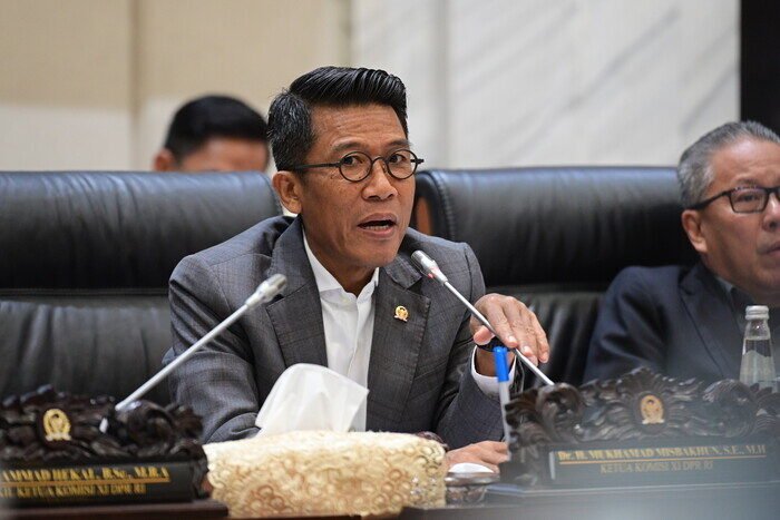 Ketua Komisi XI DPR RI, Mukhamad Misbakhun,: Pertumbuhan ekonomi Indonesia solid, tapi pemerintah jangan terlena. Hilirisasi, pariwisata, dan UMKM harus jadi motor penggerak kemandirian nasional.