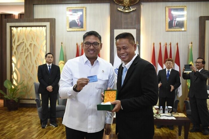 Revolusi Pertanian Dimulai! Wamentan Sudaryono Siapkan Senjata Baru untuk Petani Indonesia