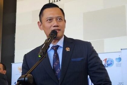 Demokrat Ajak TNI-Polri Profesional Amankan Demo, Imbau Massa Taati Hukum