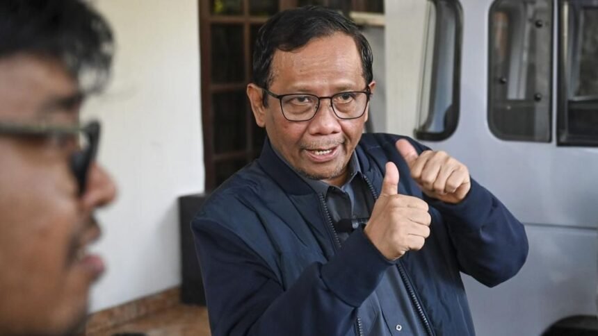 Istana Ajak Mahfud MD dan Tokoh Lainnya Gabung Komite Reformasi Polri