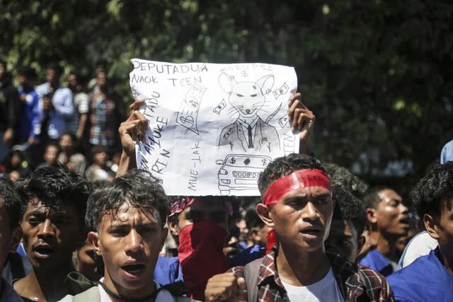 Kemenangan Gen Z Timor Leste, Parlemen Cabut Pensiun Seumur Hidup Pejabat dan Beli SUV Mewah