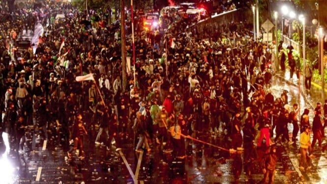 Kerusuhan Jakarta Telan Kerugian Rp180 Miliar, Polda Metro Jaya Ungkap Rincian Dampak Aksi Anarkis