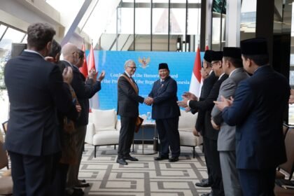 Presiden Prabowo Berikan Bintang Jasa Utama ke Bill Gates: Bantuannya untuk Indonesia Luar Biasa