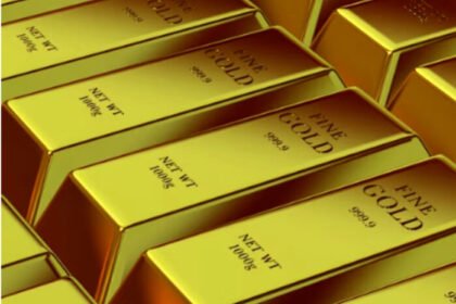 Harga emas Antam hari ini stabil di Rp2,06 juta per gram, berikut rincian harga pecahan lengkapnya.