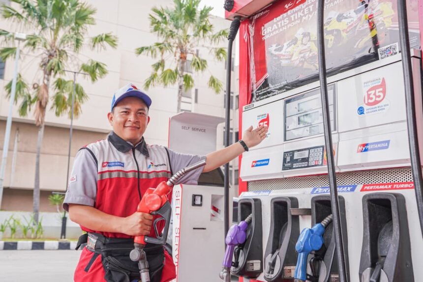 Pertamina tetap siaga penuh menjaga distribusi BBM, gas, dan LPG selama libur panjang Maulid Nabi 2025.