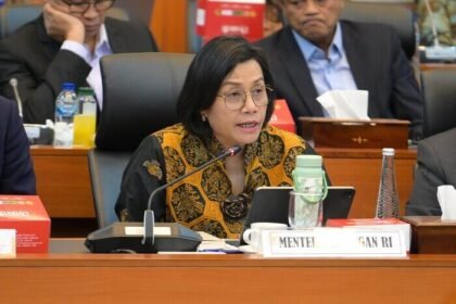APBN 2026 Lebih Pro Rakyat: Fokus ke Perlindungan Sosial Sejak Lahir hingga Usia Senja 8 Menteri Keuangan Sri Mulyani Indrawati memaparkan arah kebijakan RAPBN 2026 yang menekankan perlindungan sosial sepanjang hayat.