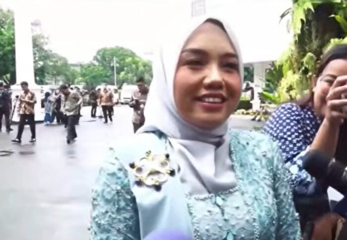 Politisi PKB Farida Farichah tiba di Istana Negara usai dipanggil Presiden Prabowo, di tengah isu pelantikan dirinya sebagai Wakil Menteri Koperasi.