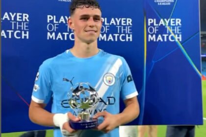 Foden akui Napoli bikin Manchester City bekerja keras meski menang 2-0 di Liga Champions.