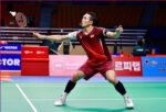 Jonatan Christie sukses melangkah ke perempat final Korea Open 2025 usai menyingkirkan wakil Taiwan, Lee Chia Hao, lewat pertarungan tiga gim.