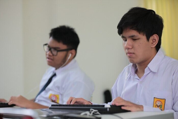 Smart Board Dorong Semangat Belajar Siswa Tunanetra, Pemerintah Diminta Perluas Fasilitas