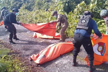 Satgas Damai Cartenz evakuasi dua pendulang emas korban pembunuhan di Yahukimo, Papua Pegunungan, dan pastikan keamanan wilayah tetap terkendali.
