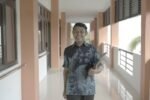 Pengorbanan Bayu dari NTT ke Kalimantan Selatan demi Sekolah Rakyat menjadi inspirasi: dari honorer bergaji Rp250 ribu, kini ia membuka harapan baru bagi pendidikan anak bangsa.