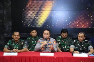 Polri dan TNI tegaskan sinergi melalui patroli gabungan demi pulihkan keamanan pasca demo.