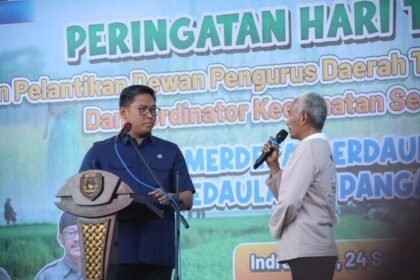 Petani Indramayu sebut panen dua kali setahun baru terjadi setelah era Presiden Prabowo, Wamentan Sudaryono pastikan produktivitas meningkat.