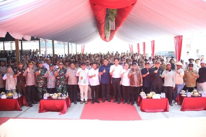 Petani Indramayu Bongkar Fakta ke Sudaryono, Baru di Era Prabowo Panen Padi Dua Kali Setelah 35 Tahun Menanti