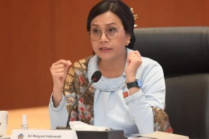 Sri Mulyani Angkat Bicara Usai Rumahnya Dijarah, Tegaskan Perjuangan Bangun Indonesia Tak Mudah 12 Sri Mulyani tegaskan membangun Indonesia bukan jalan mudah usai rumahnya dijarah massa, tetap ajak masyarakat menjaga persatuan.