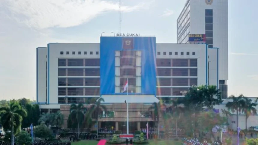 Bongkar Dugaan Korupsi Ekspor POME, Kejagung Geledah Kantor Bea Cukai