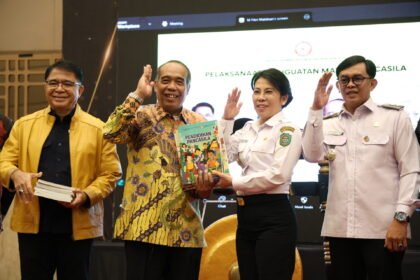BPIP Salurkan Ratusan BTU Pendidikan Pancasila ke Sekolah Singkawang
