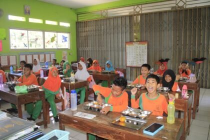 Lanud Adisutjipto Buka Dapur Kedua Program MBG, Salurkan 961 Porsi Makan