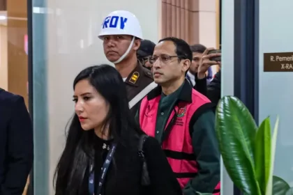 Kejaksaan Agung, Korupsi Laptop Chromebook, Nadiem Makarim, Kemendikbudristek, Pengadaan Laptop Sekolah