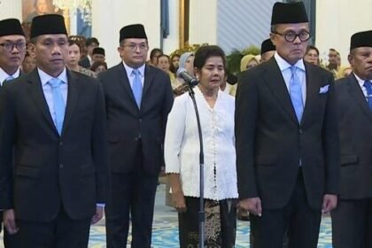 Prabowo Resmi Lantik Akhmad Wiyagus sebagai Wakil Menteri Dalam Negeri di Istana Negara