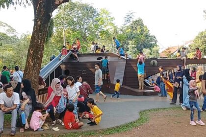 Tebet Eco Park Tindak Pungli Fotografi, Komunitas Disanksi
