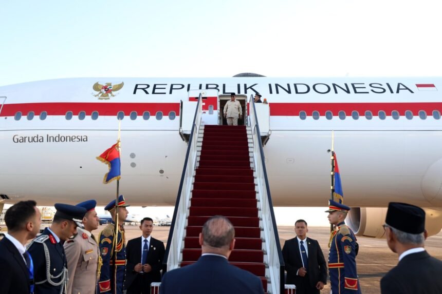 Momen Prabowo Mendarat di Mesir untuk Hadiri Penandatanganan Perjanjian Penghentian Perang di Gaza