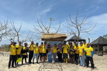 Rekind Dukung Aksi Sadar Wisata dan Konservasi Terumbu Karang di Sambelia, Lombok Timur