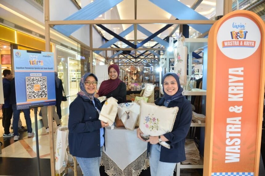 Sampurasun! Livin’ Fest Bandung 2025 Resmi Dibuka, Bank Mandiri Rayakan 27 Tahun Sinergi Majukan Negeri 1 Sampurasun! Livin’ Fest Bandung 2025 Resmi Dibuka, Bank Mandiri Rayakan 27 Tahun Sinergi Majukan Negeri