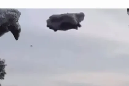 Busa Hitam Misterius Melayang di Langit Kota Nanas, Warga Desak KDM Segera Bertindak