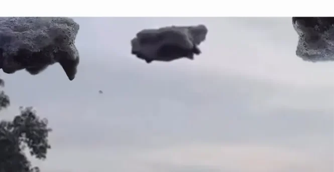 Busa Hitam Misterius Melayang di Langit Kota Nanas, Warga Desak KDM Segera Bertindak