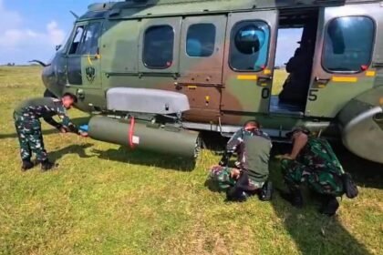 Penerbang Helikopter EC-725 Caracal TNI AU Asah Kemampuan Menembak Roket di AWR Salatri