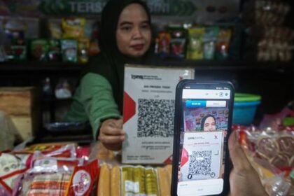 Cegah Copet dan Premanisme, Belanja di Pasar Tradisional Jakarta Wajib Pakai QRIS