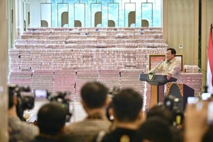 Rp13,255 triliun hasil kasus korupsi CPO diserahkan ke negara, simbol keadilan dan pemulihan ekonomi nasional.