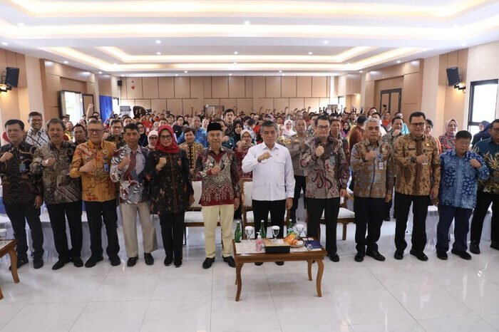 BNN dan Kemenaker Teken PKS, Dorong Penempatan Serta Pemberdayaan Tanaga Kerja Pasca-Rehabilitasi 2 BNN dan Kemenaker Teken PKS, Dorong Penempatan Serta Pemberdayaan Tanaga Kerja Pasca-Rehabilitasi