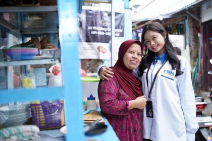 PNM memberikan penghargaan besar bagi AO muda berprestasi berupa beasiswa gratis, wisata Eropa, dan umrah, sebagai wujud dukungan terhadap semangat kerja, pendidikan, dan pemberdayaan perempuan Indonesia.