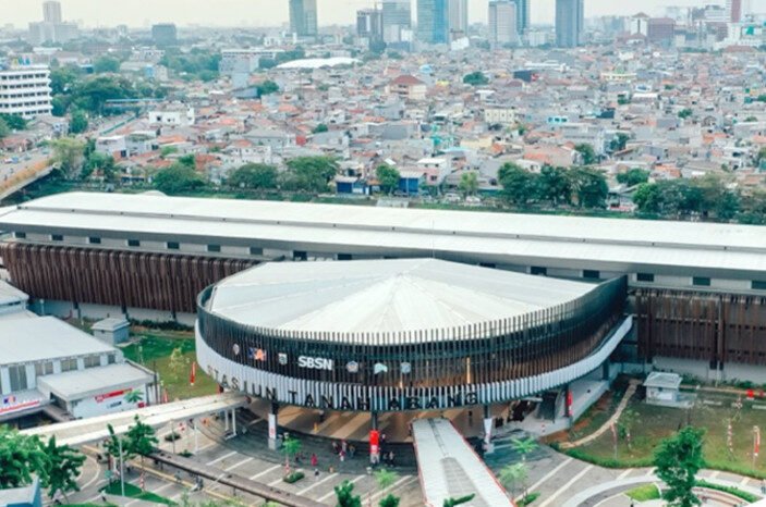 Presiden Prabowo Subianto akan meninjau dan meresmikan proyek revitalisasi Stasiun Tanah Abang yang digarap lintas kementerian dan PT KAI untuk meningkatkan kenyamanan penumpang.