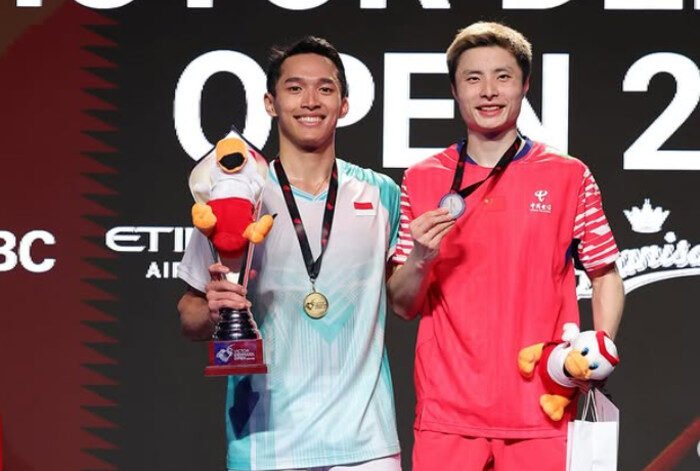 Shi Yu Qi mundur dari French Open 2025 usai kalah dari Jonatan Christie di final Denmark Open. (Foto: PBSI)