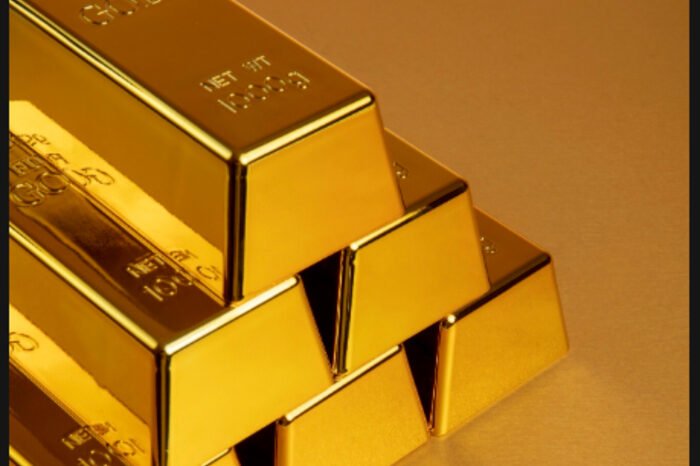 Harga Emas di Pegadaian Hari Ini Turun Tipis, Imbas Tekanan Dolar AS 1 Harga emas Pegadaian turun tipis hari ini, UBS dan Galeri24 alami koreksi kecil di tengah fluktuasi pasar.