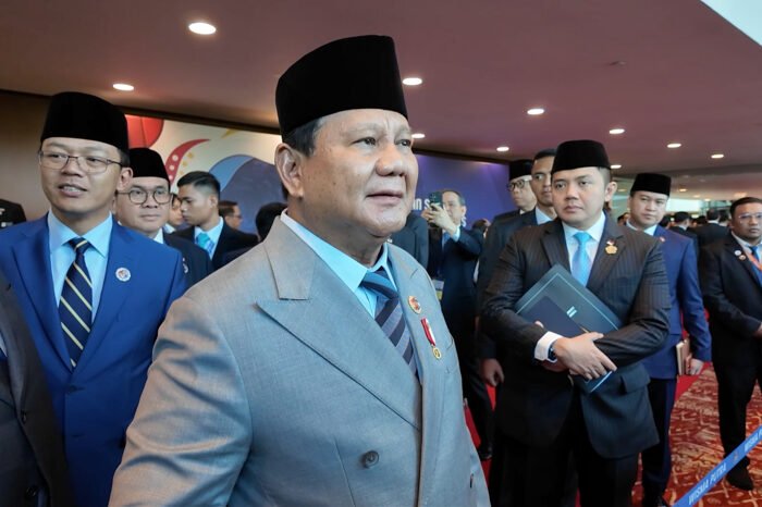 Prabowo Subianto menegaskan KTT ASEAN ke-47 menjadi momentum memperkuat solidaritas dan perdamaian Asia Tenggara.