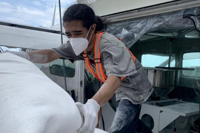 BNPB lakukan operasi modifikasi cuaca di Jawa Barat dan Jawa Tengah untuk redam curah hujan ekstrem.