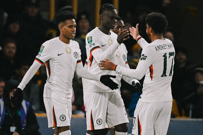 Chelsea sukses menyingkirkan Wolverhampton 4–3 di Molineux dan melangkah ke perempat final Carabao Cup.