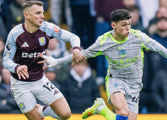 Tembok Besi Aston Villa Hentikan Manchester City, Guardiola: 'Sulit Ditembus!' 1 Pep Guardiola akui pertahanan Aston Villa luar biasa usai Manchester City kalah 0-1 di Villa Park.