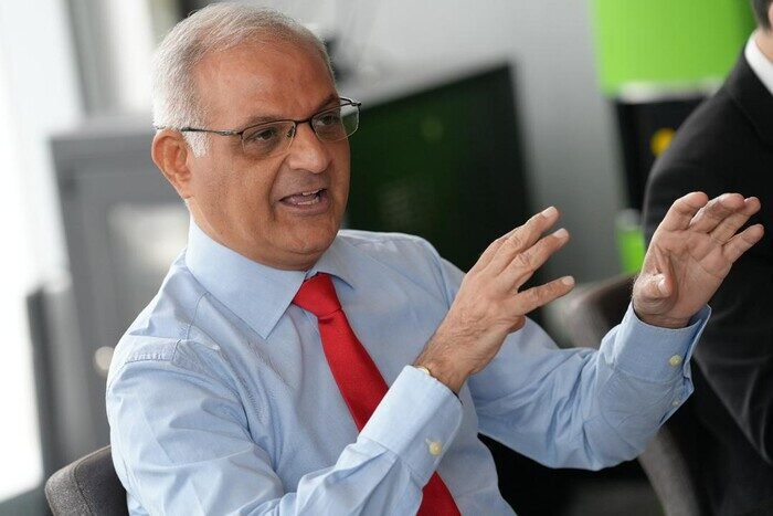 Ketegasan Presiden Prabowo dalam menegakkan disiplin sektor pertambangan diharapkan meningkatkan kepercayaan investor global dan memperkuat ekonomi Indonesia.