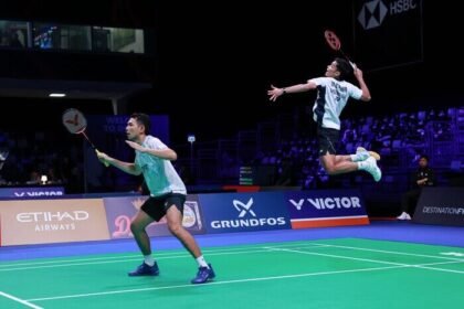 Fajar Alfian dan Muhammad Shohibul Fikri bersiap hadapi Ben Lane/Sean Vendy di perempat final Denmark Open 2025 usai kalahkan wakil tuan rumah dalam laga ketat tiga gim.