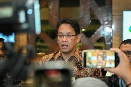 Menkeu Purbaya Yudhi Sadewa memastikan kebijakan dana pemerintah Rp200 triliun mulai berdampak pada peningkatan permintaan listrik nasional.