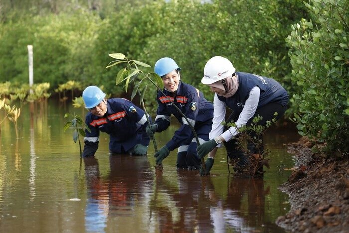 MIND ID Raih Penghargaan ESG Berkat Efisiensi Energi dan Komitmen Keberlanjutan 2 MIND ID Raih Penghargaan ESG Berkat Efisiensi Energi dan Komitmen Keberlanjutan
