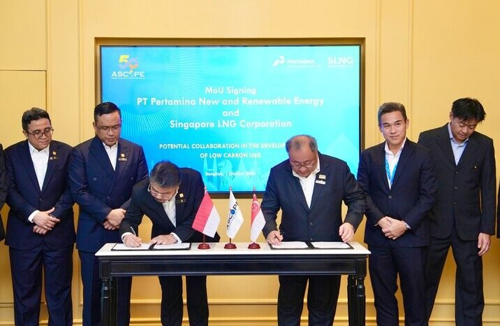 Pertamina NRE dan Singapore LNG jalin kemitraan strategis di Bangkok untuk mengembangkan energi hijau Bio-LNG berbasis limbah kelapa sawit, wujud nyata dukungan menuju Net Zero Emission 2060.